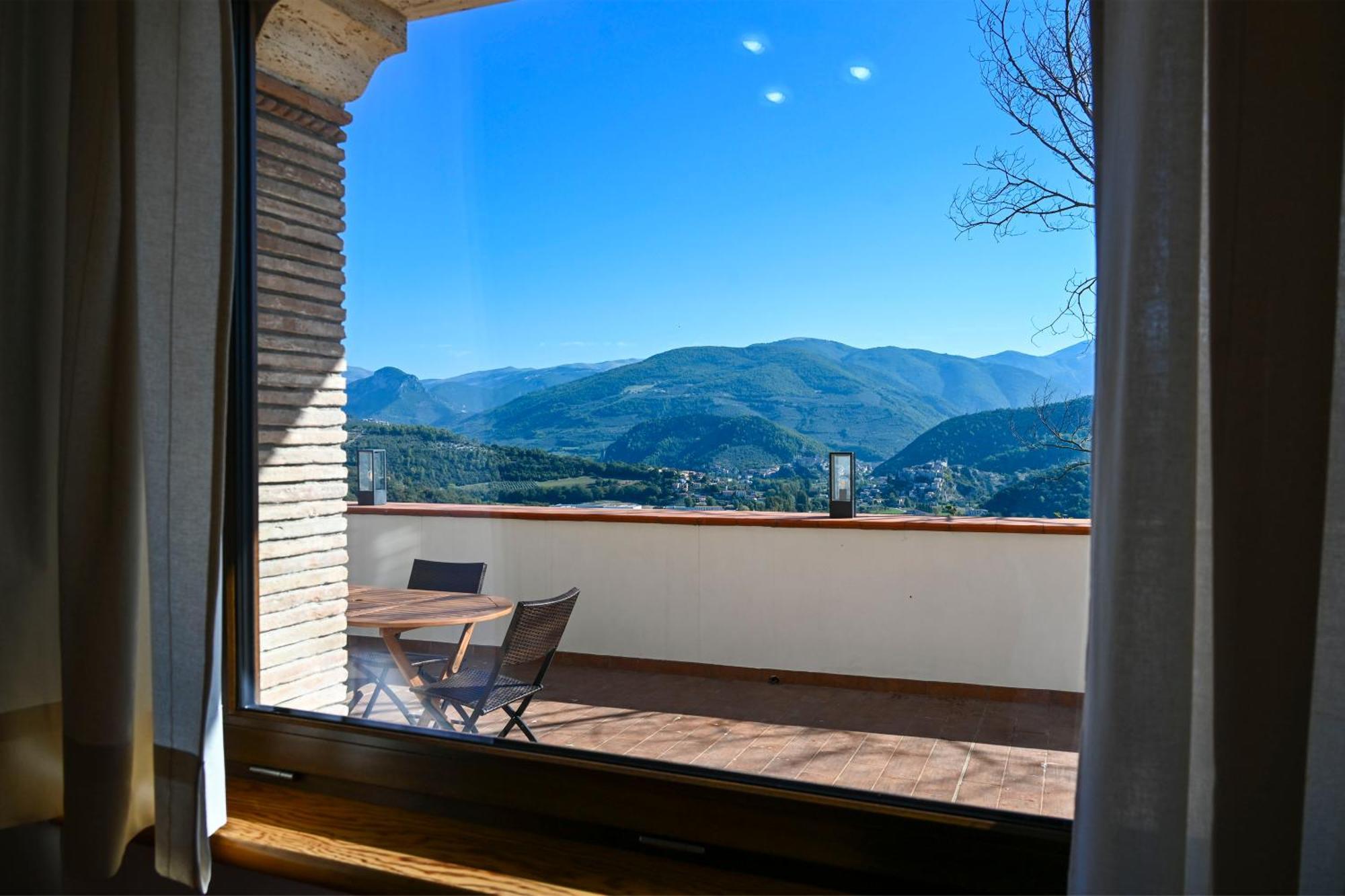 Il Colle Di Torre Orsina Apartamento Exterior foto