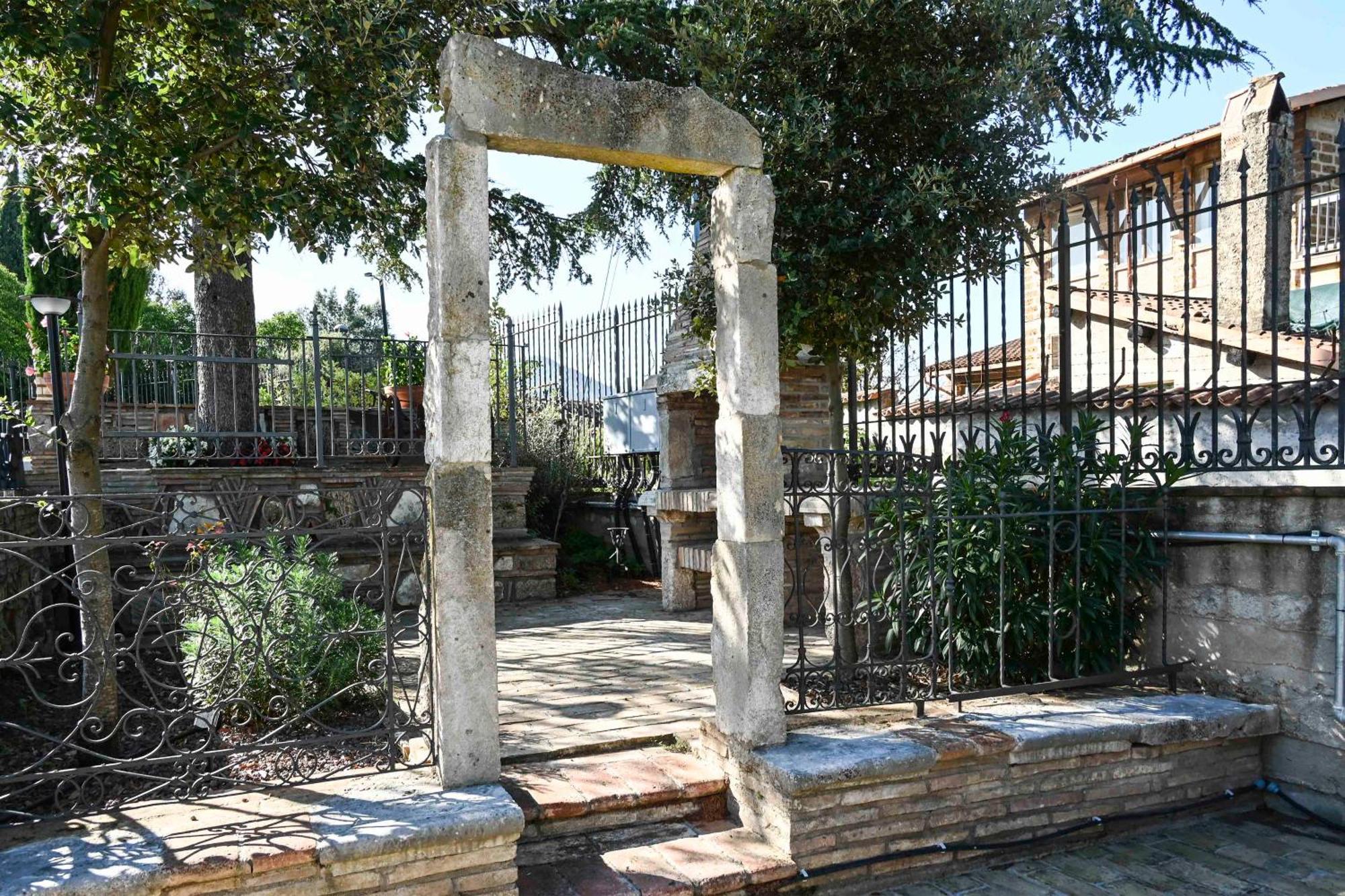 Il Colle Di Torre Orsina Apartamento Exterior foto
